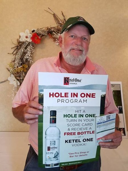 Hole-in-one at Laurel Lane